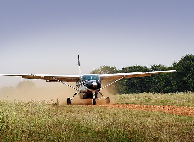 Kenya-Sky-Safari-aircraft-landing