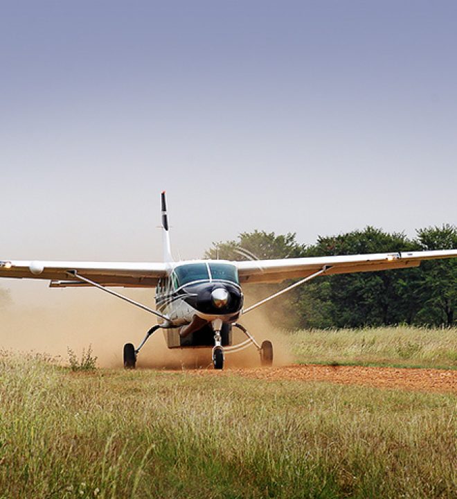 Kenya-Sky-Safari-aircraft-landing